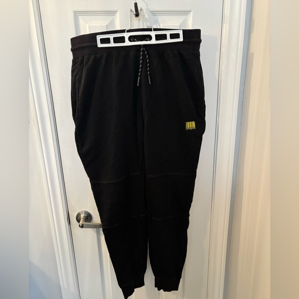 Men’s Black Jogger Pants